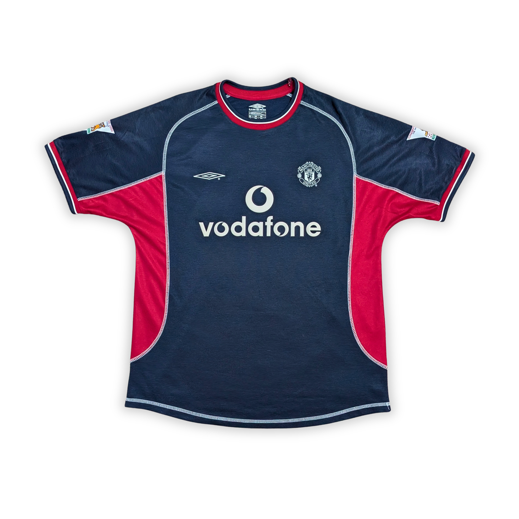 2000-01 Manchester United Third Shirt - Keane 16