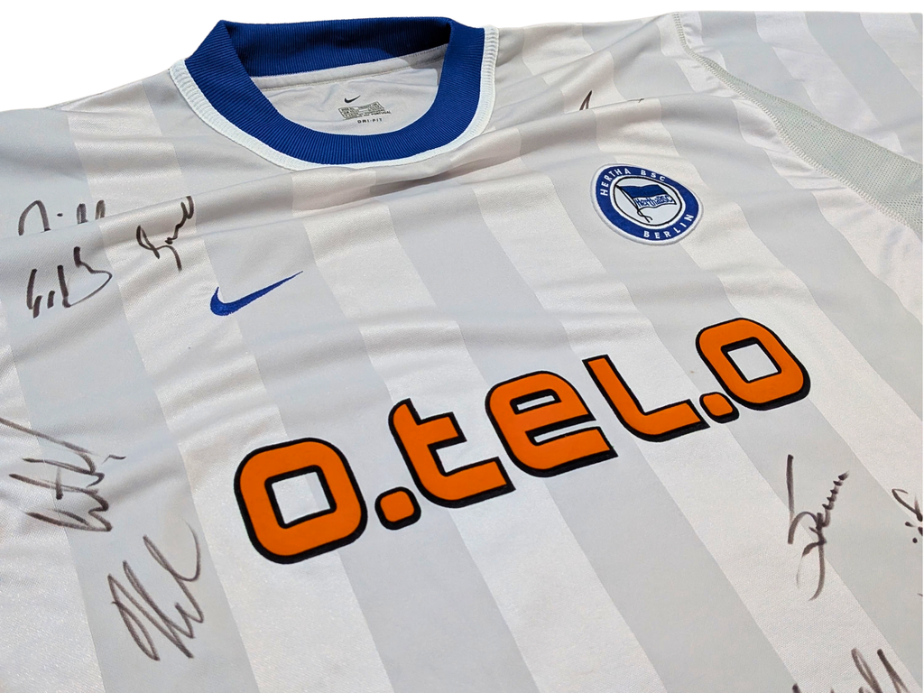 2000-01 Hertha Berlin Multi Signed Away Shirt