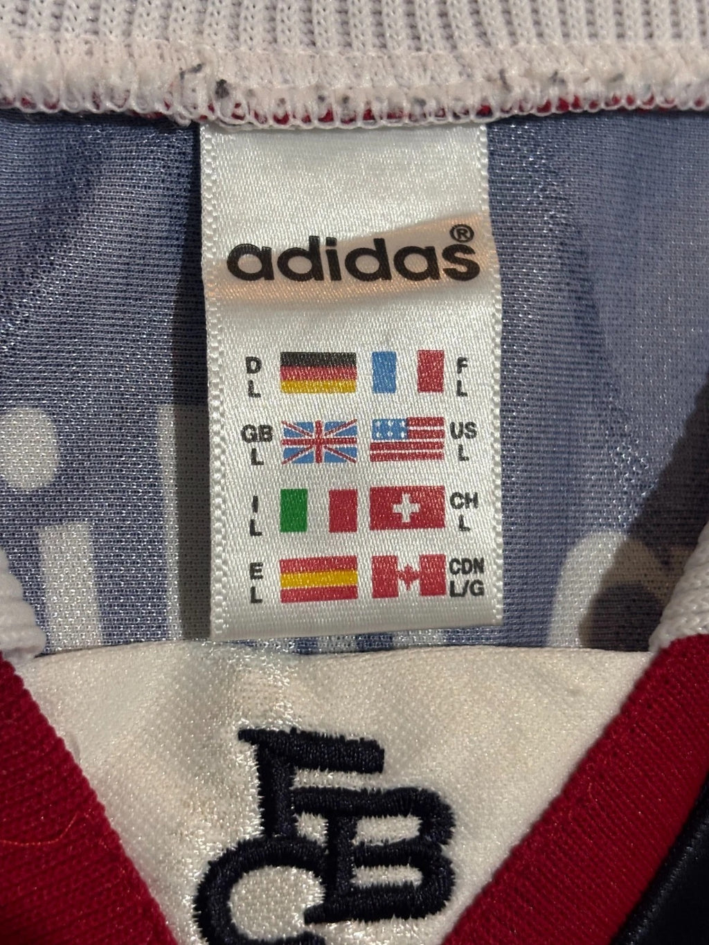 1996-98 Bayern Munich Home Shirt - Zickler 21