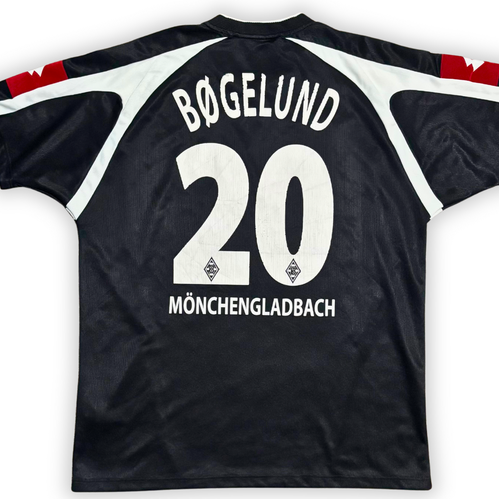 2005-06 Borussia Monchengladbach Away Shirt - Bøgelund 20