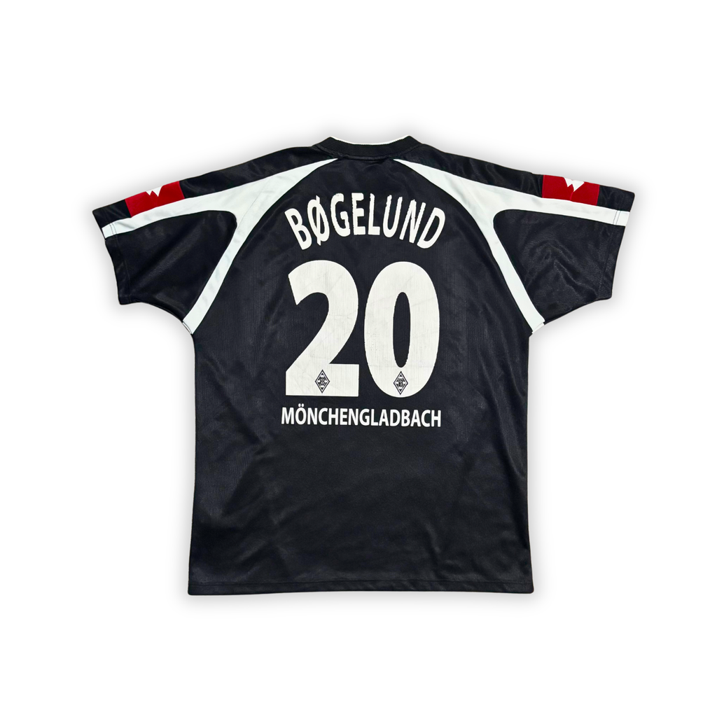 2005-06 Borussia Monchengladbach Away Shirt - Bøgelund 20