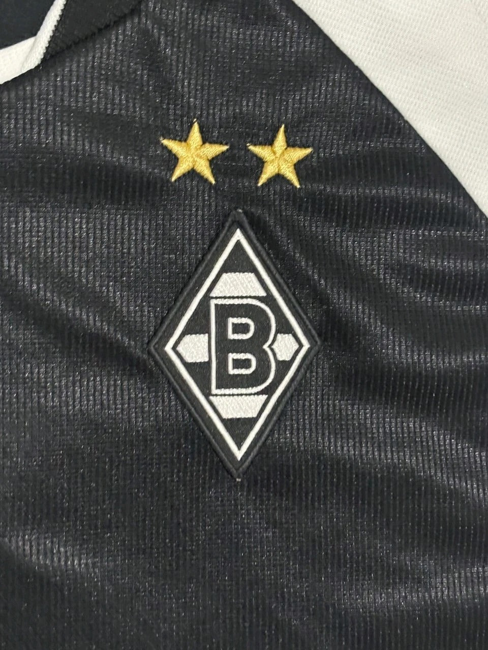 2005-06 Borussia Monchengladbach Away Shirt - Bøgelund 20
