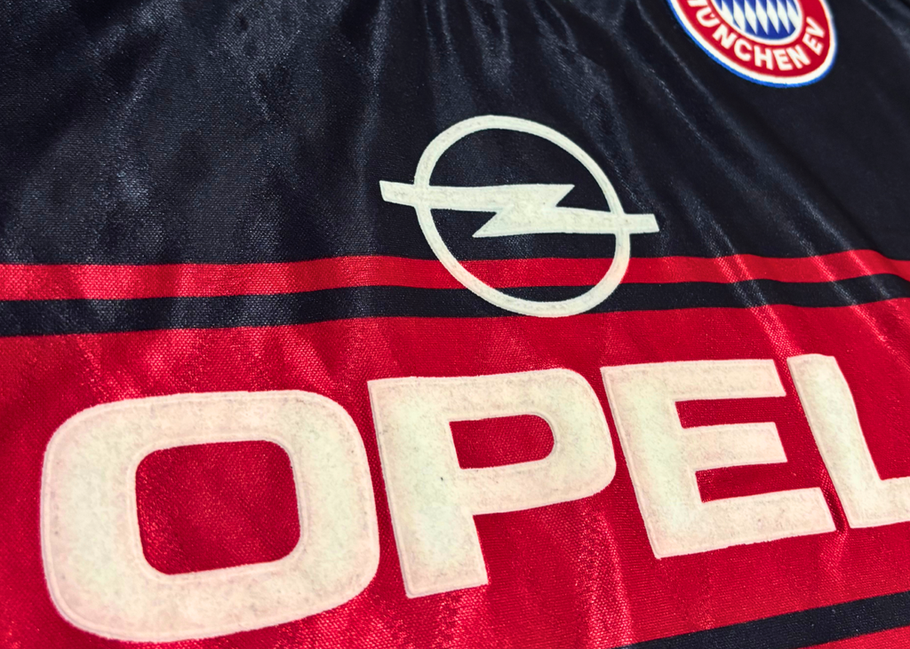 1996-98 Bayern Munich Home Shirt - Zickler 21