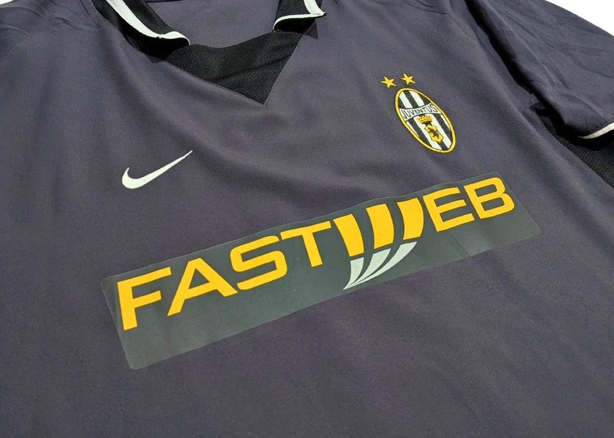2003-04 Juventus Third Shirt - Nedved 11