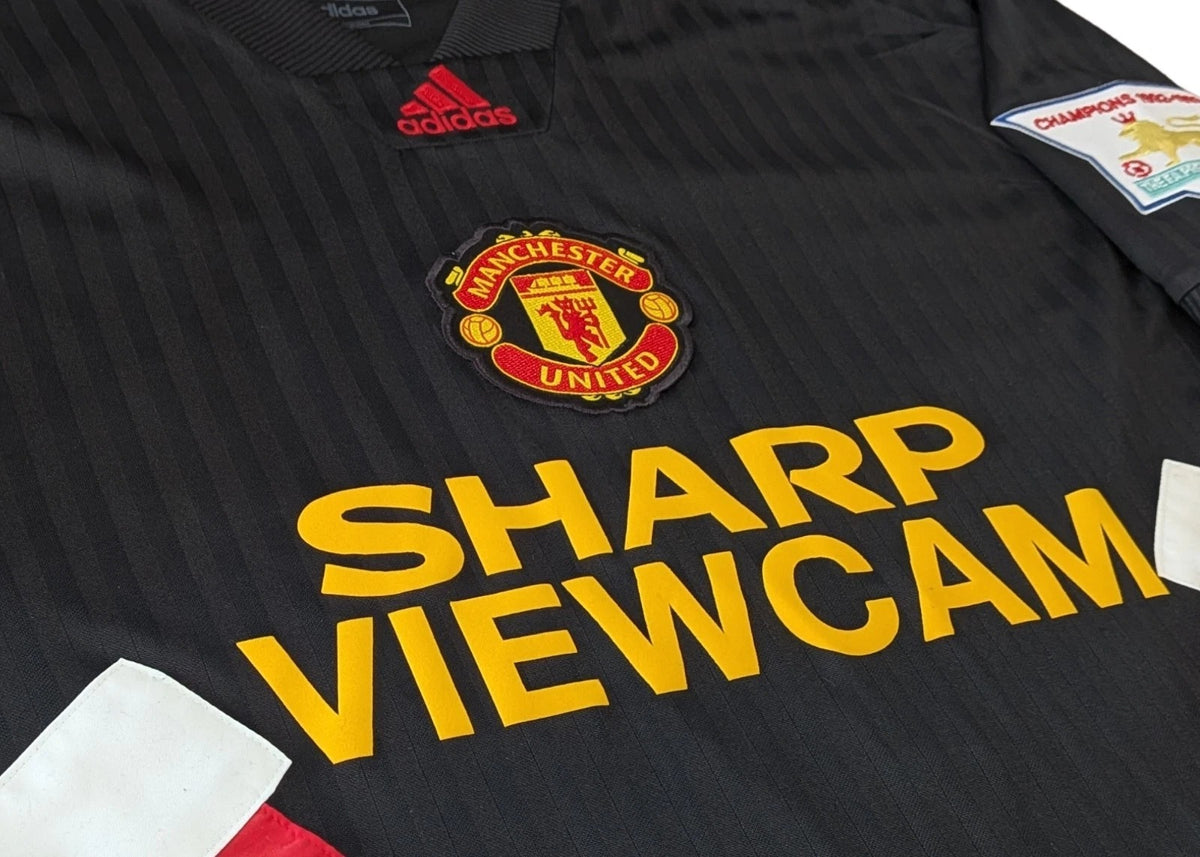 2022-23 Manchester United Adidas Originals - Cantona 7