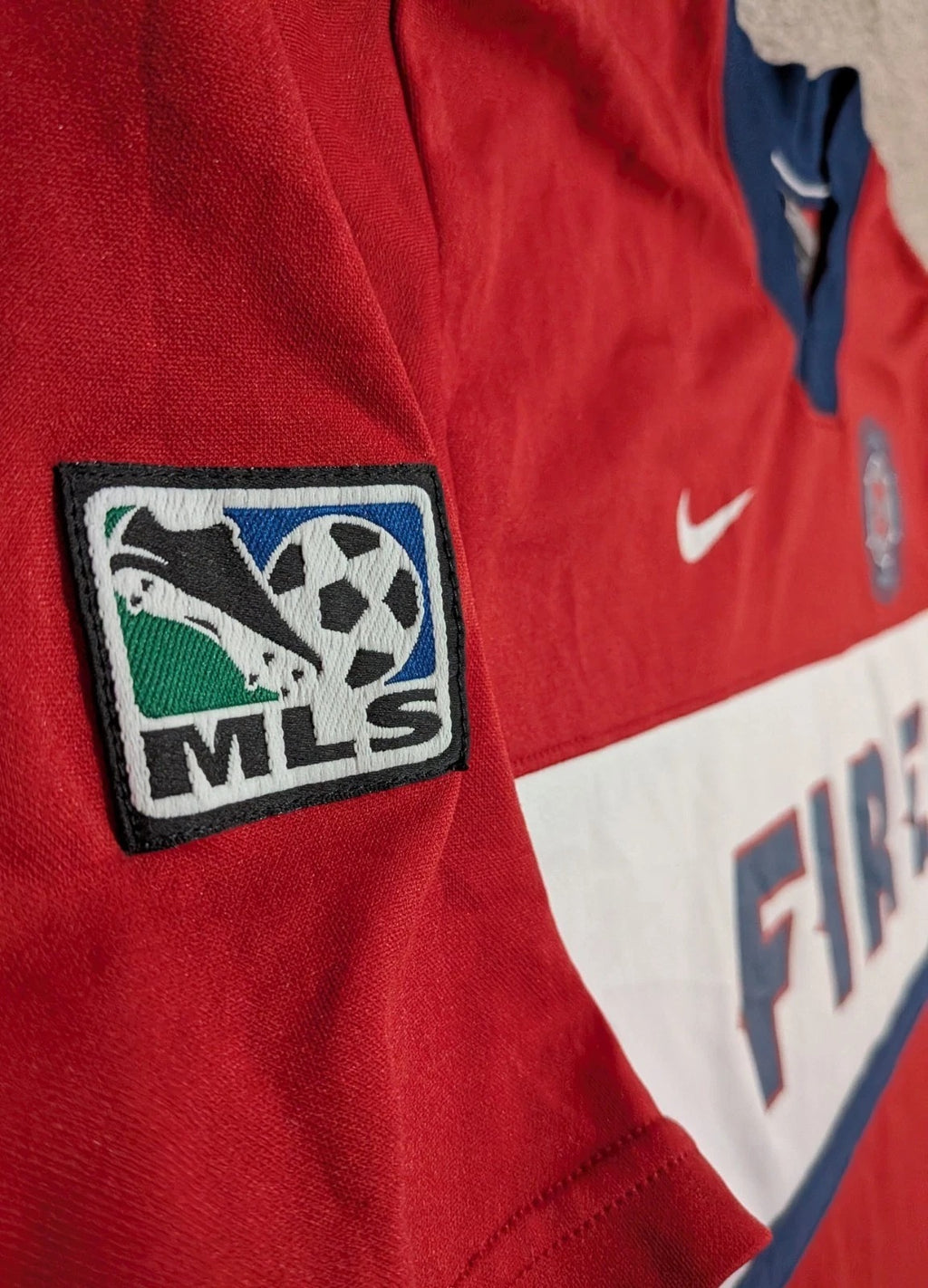 2000-02 Chicago Fire Home Shirt - Pacheco 9