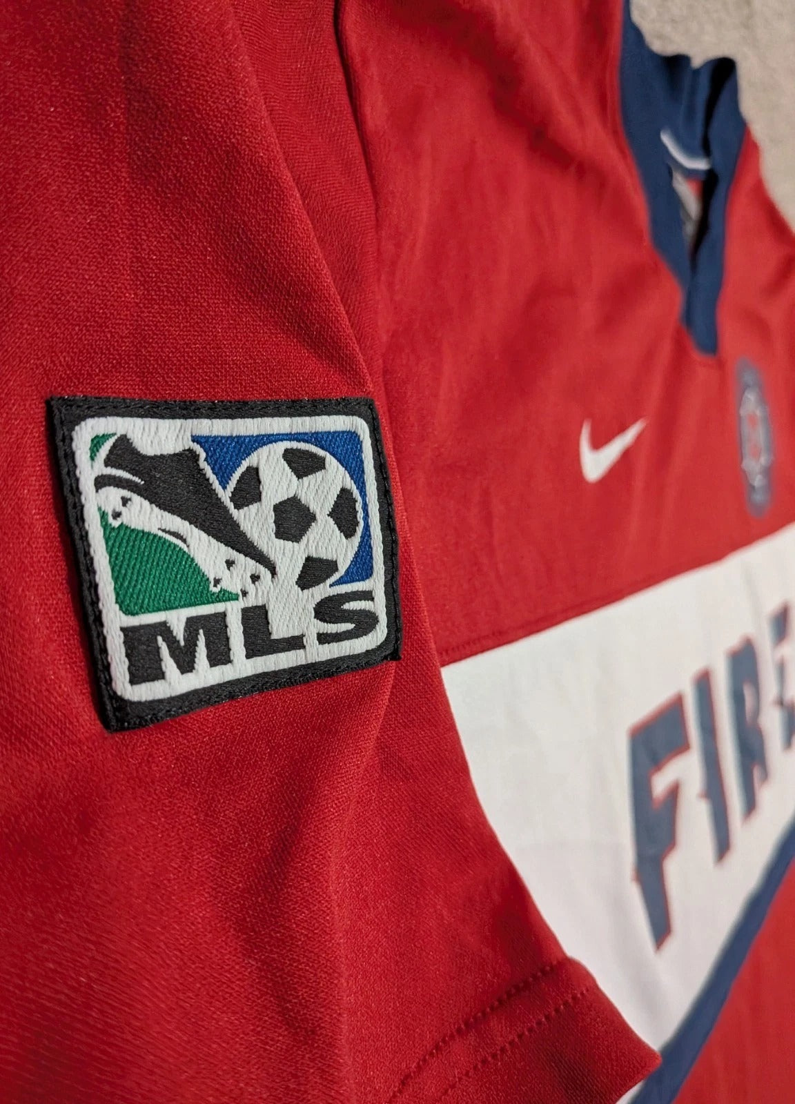 2000-02 Chicago Fire Home Shirt - Pacheco 9