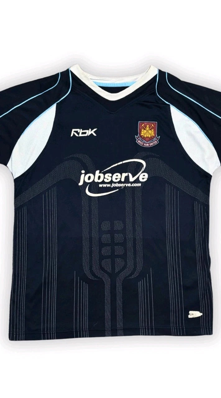 2006-07 West Ham Away Shirt - Tevez 32