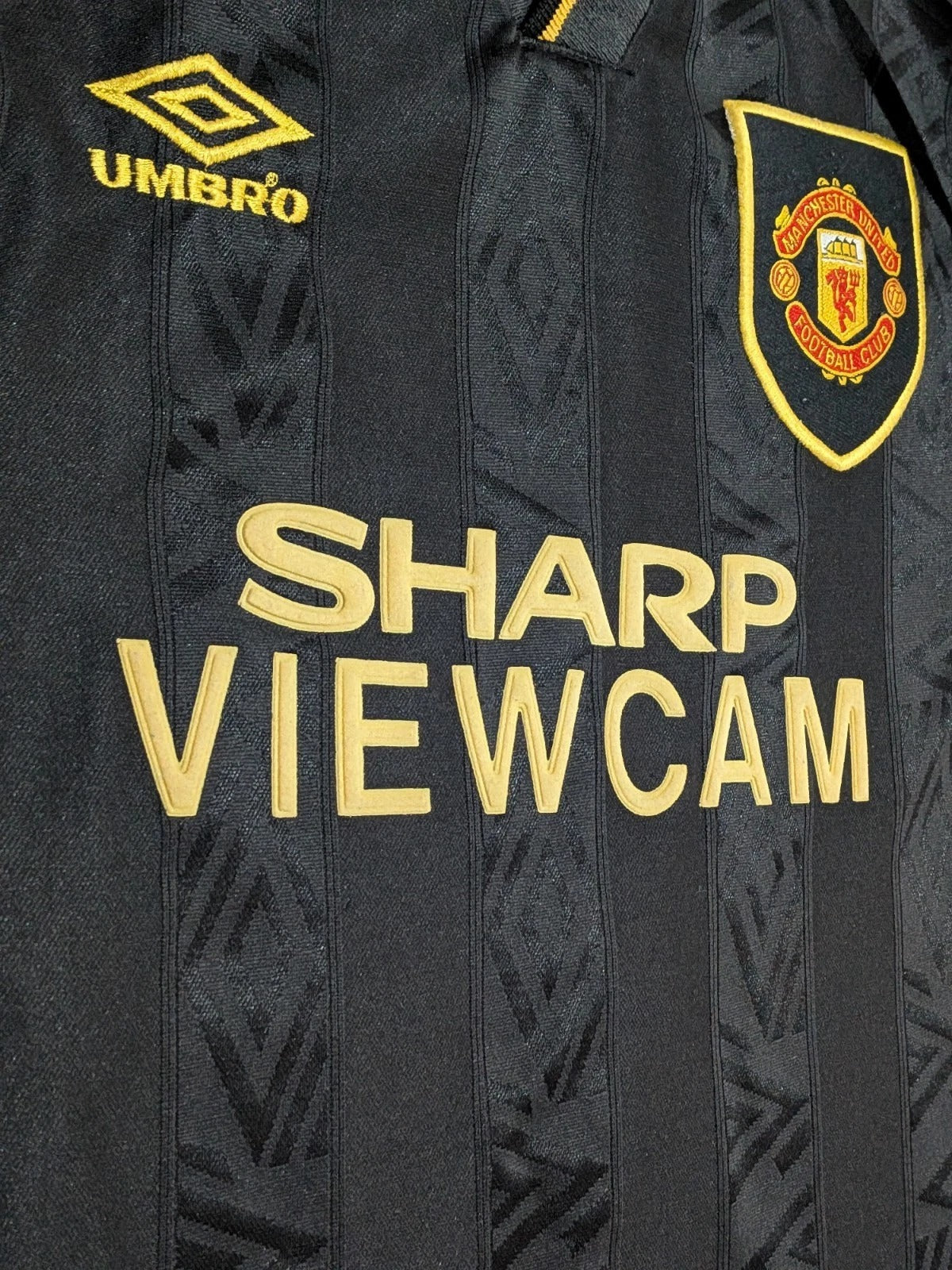 1993-95 Manchester United Away Shirt - Cantona 7