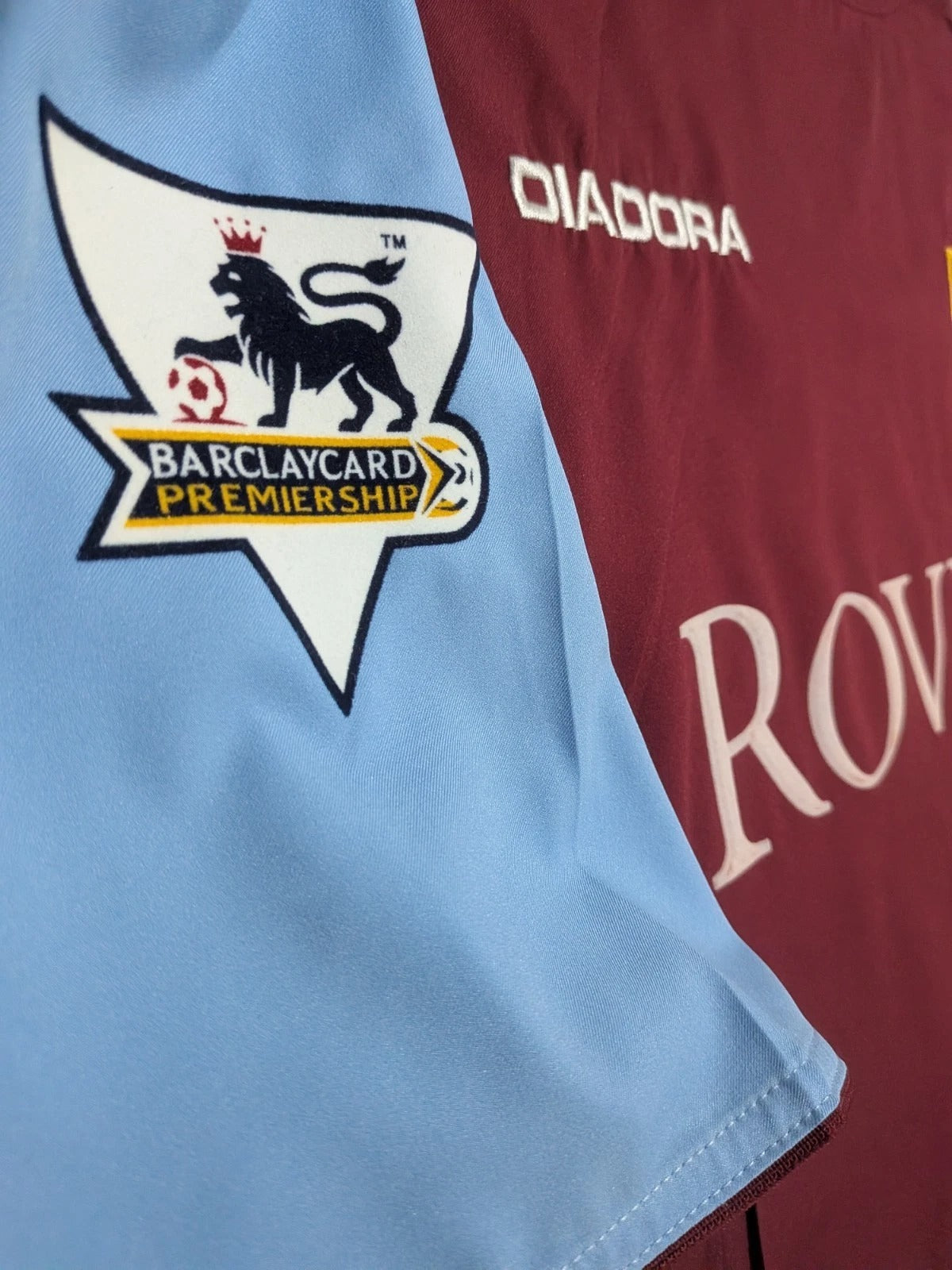 2003-04 Aston Villa Away Shirt - Dublin 9