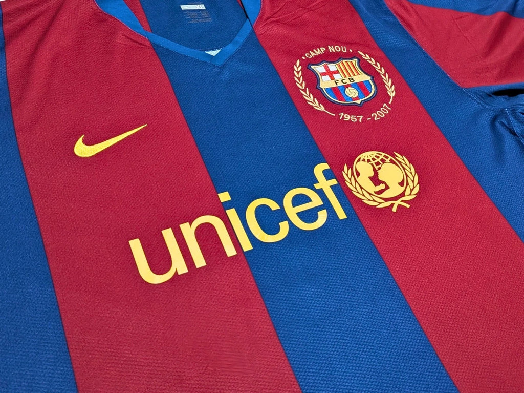 2007-08 Barcelona Home Shirt - Ronaldinho 10