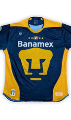 2004-05 UNAM Pumas Away Shirt