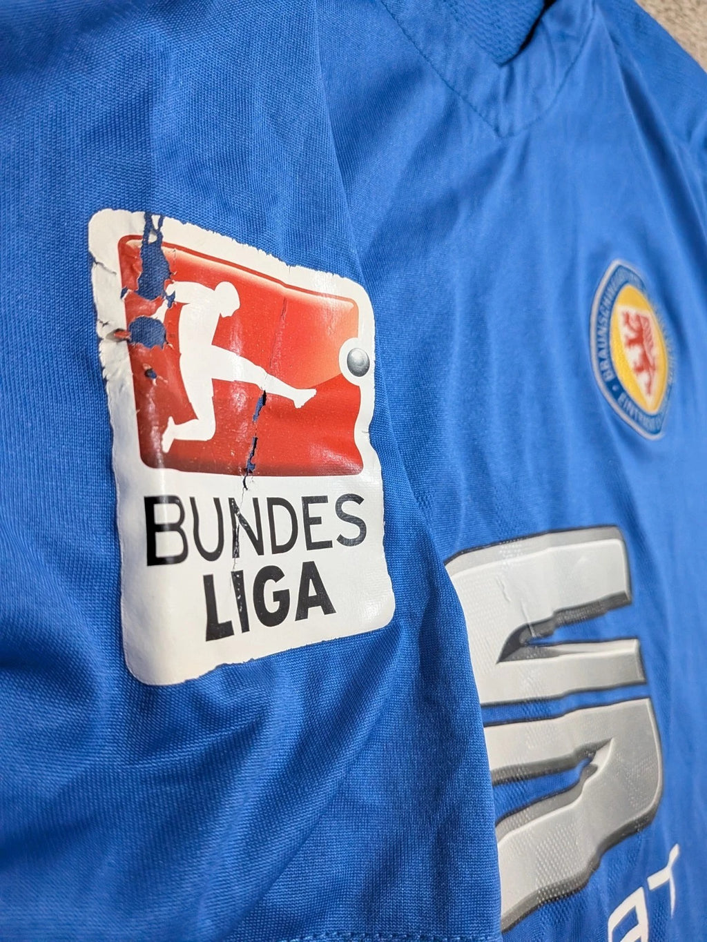 2014-15 Eintracht Braunschweig Away Shirt