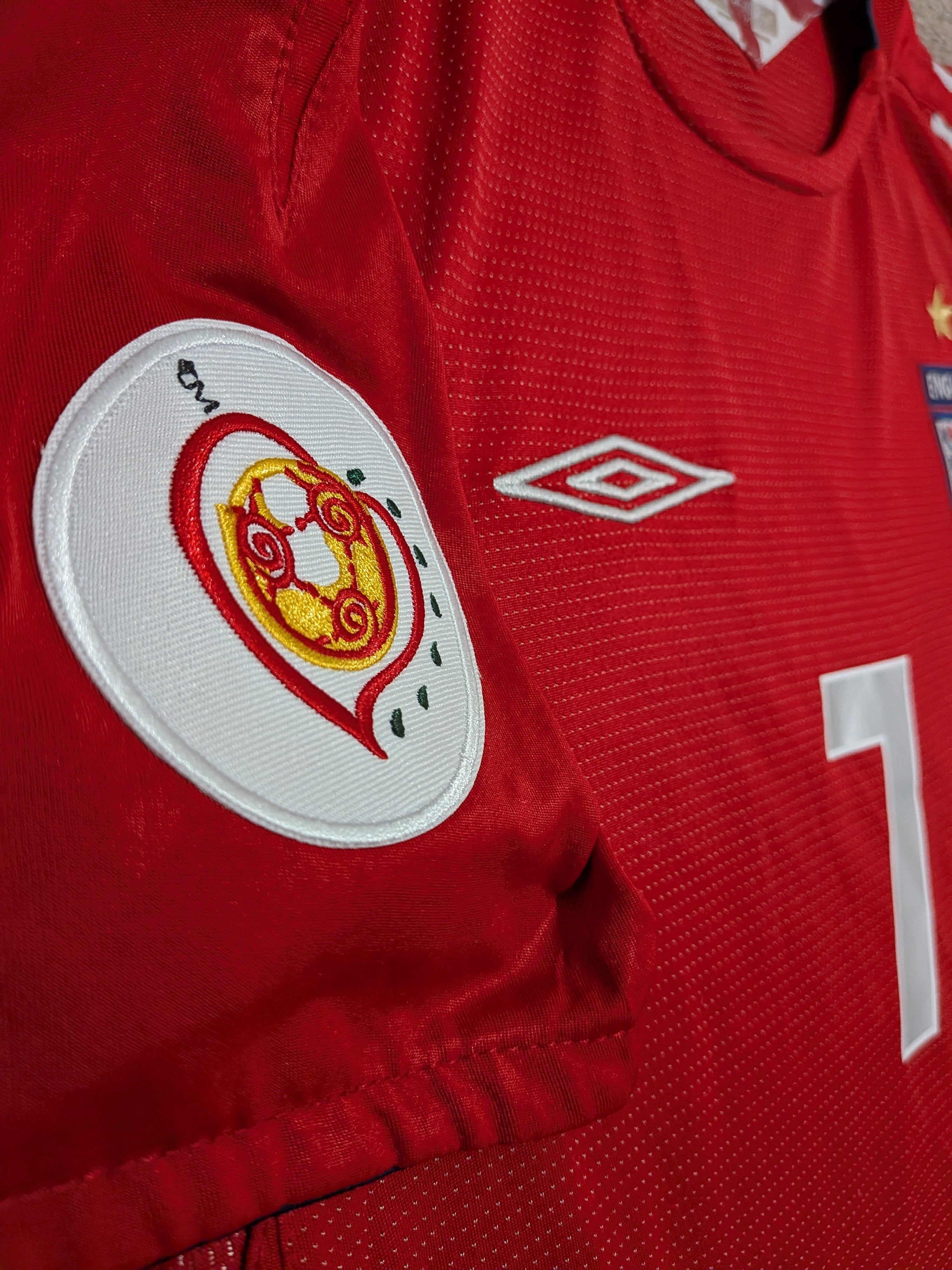 2004-06 England Away Shirt - Beckham 7