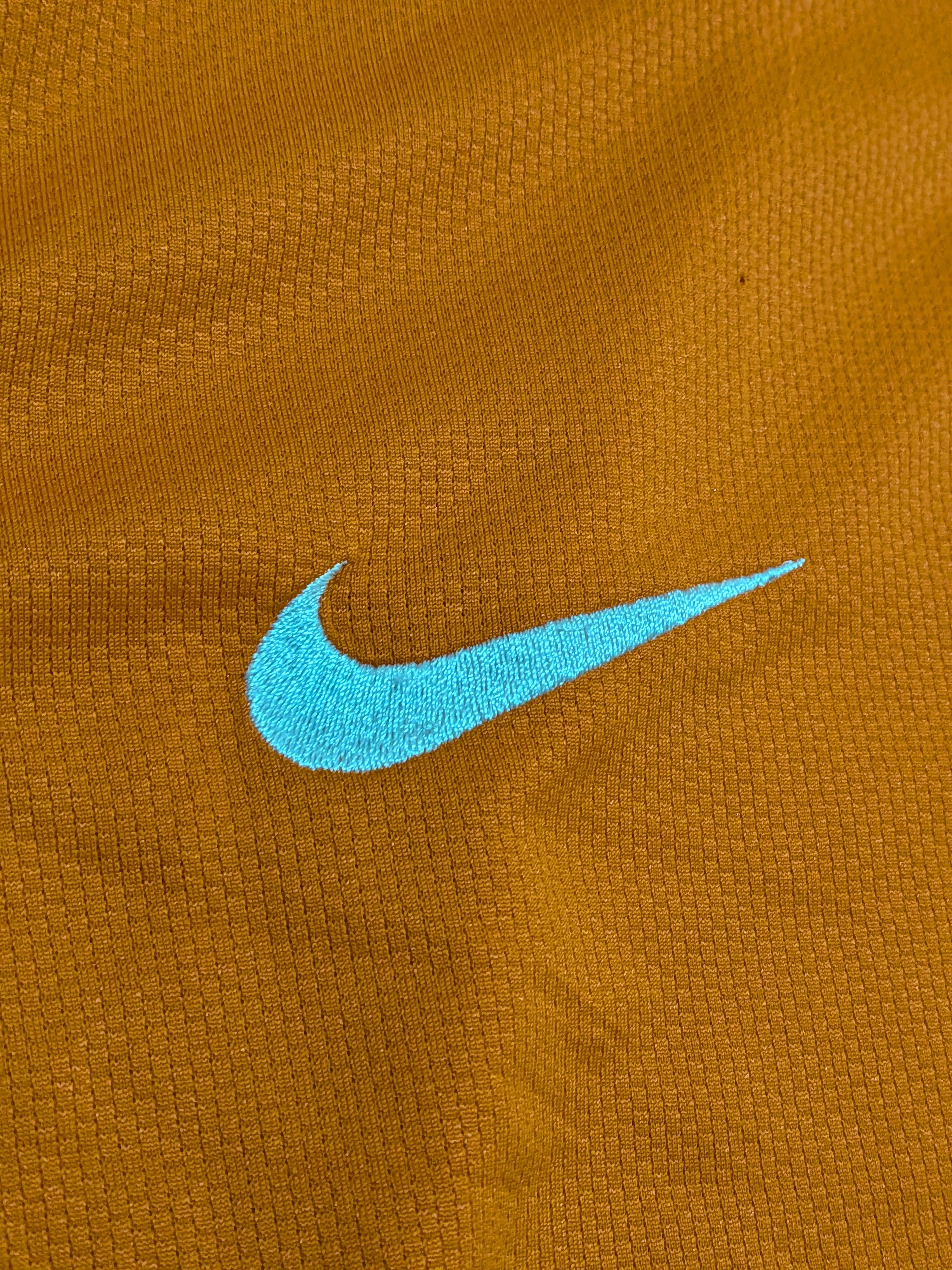 2010-11 Netherlands Home Shirt