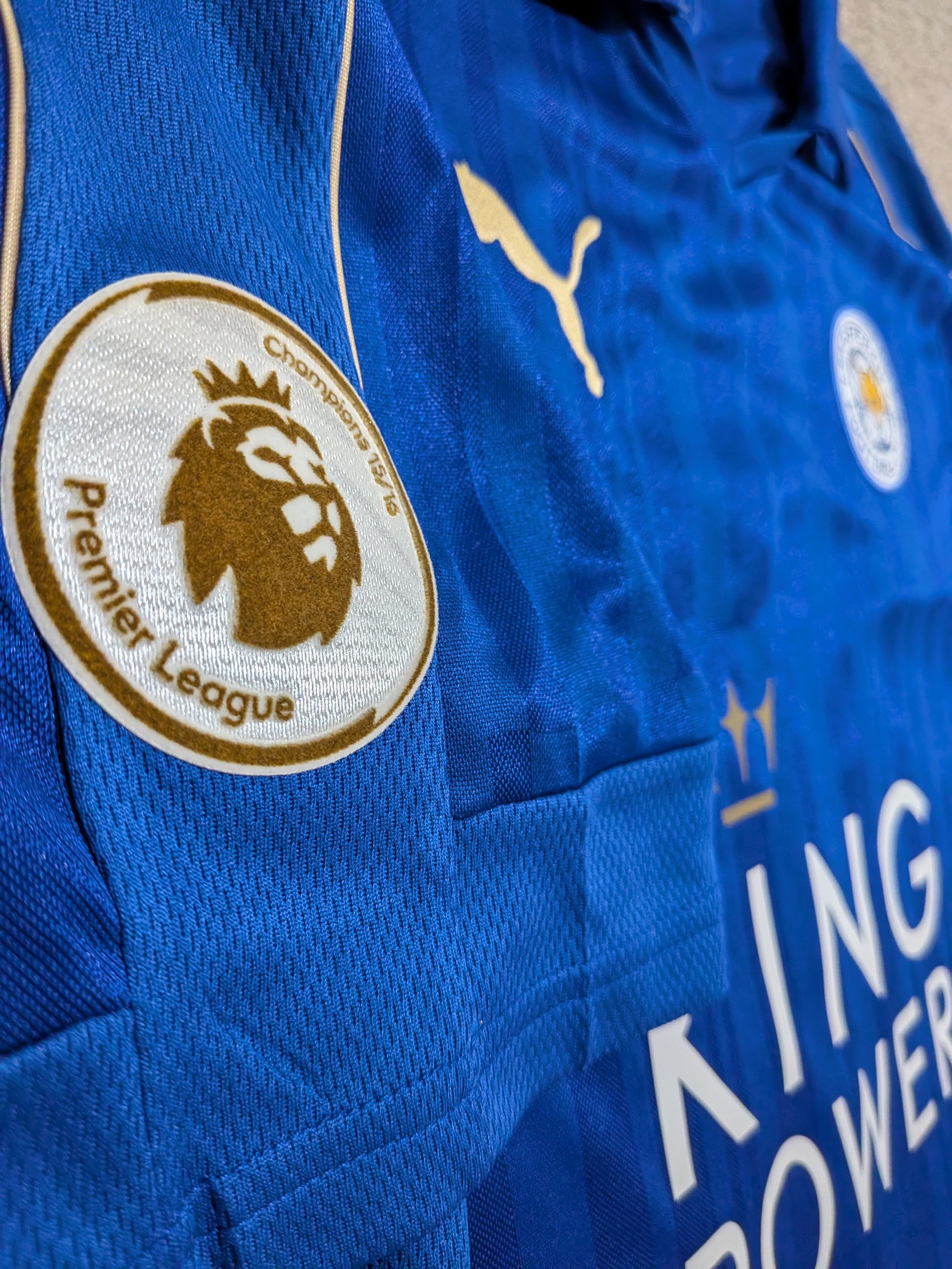 2016-17 Leicester City Home Shirt - Vardy 9