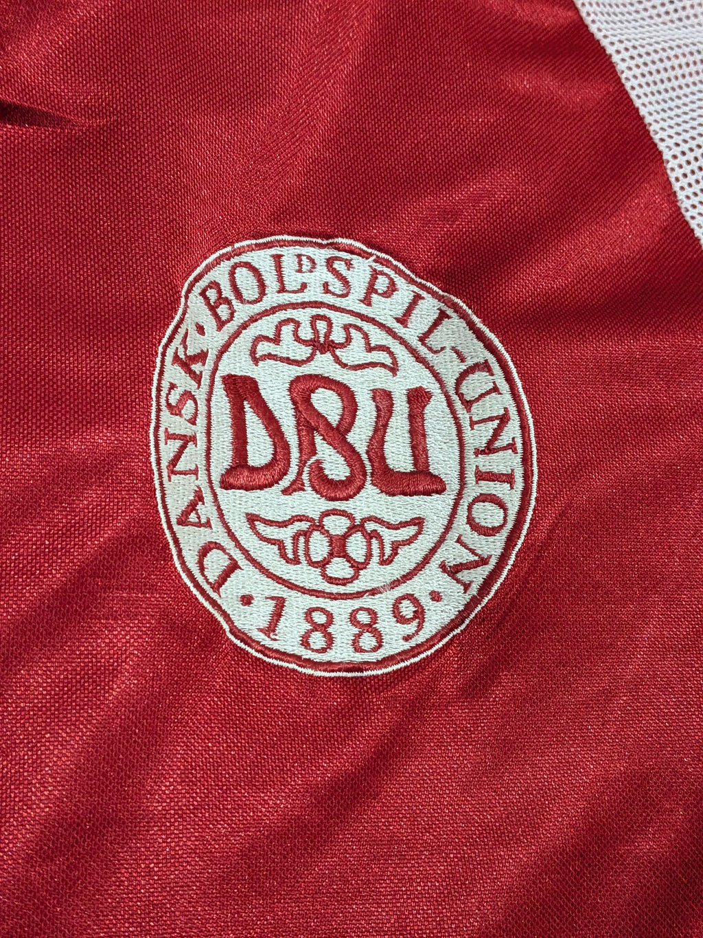 2004-05 Denmark Home Shirt - Tomasson 9