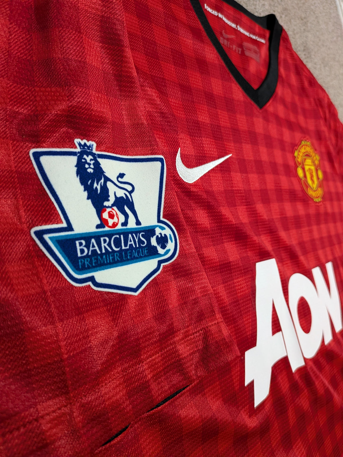 2012-13 Manchester United Home Shirt - van Persie 20