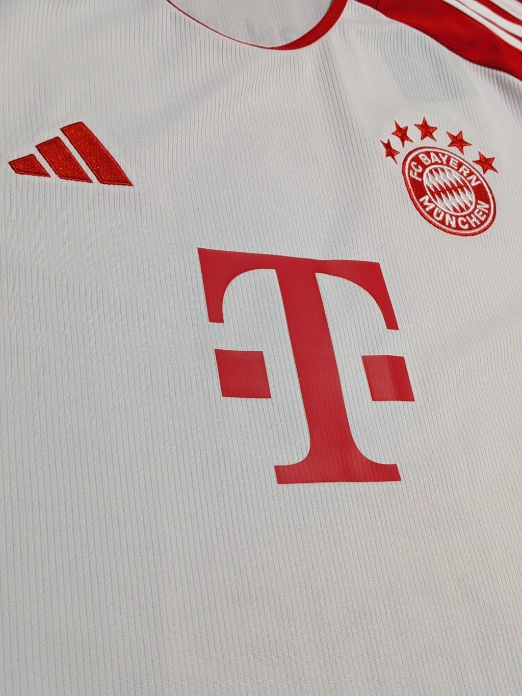 2023-24 Bayern Munich Home Shirt - Kane 9