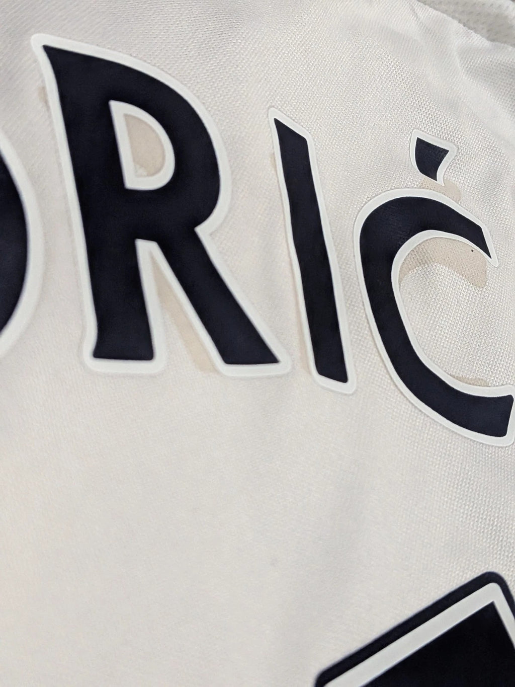 2008-09 Tottenham Long Sleeve Home Shirt - Modrić 14