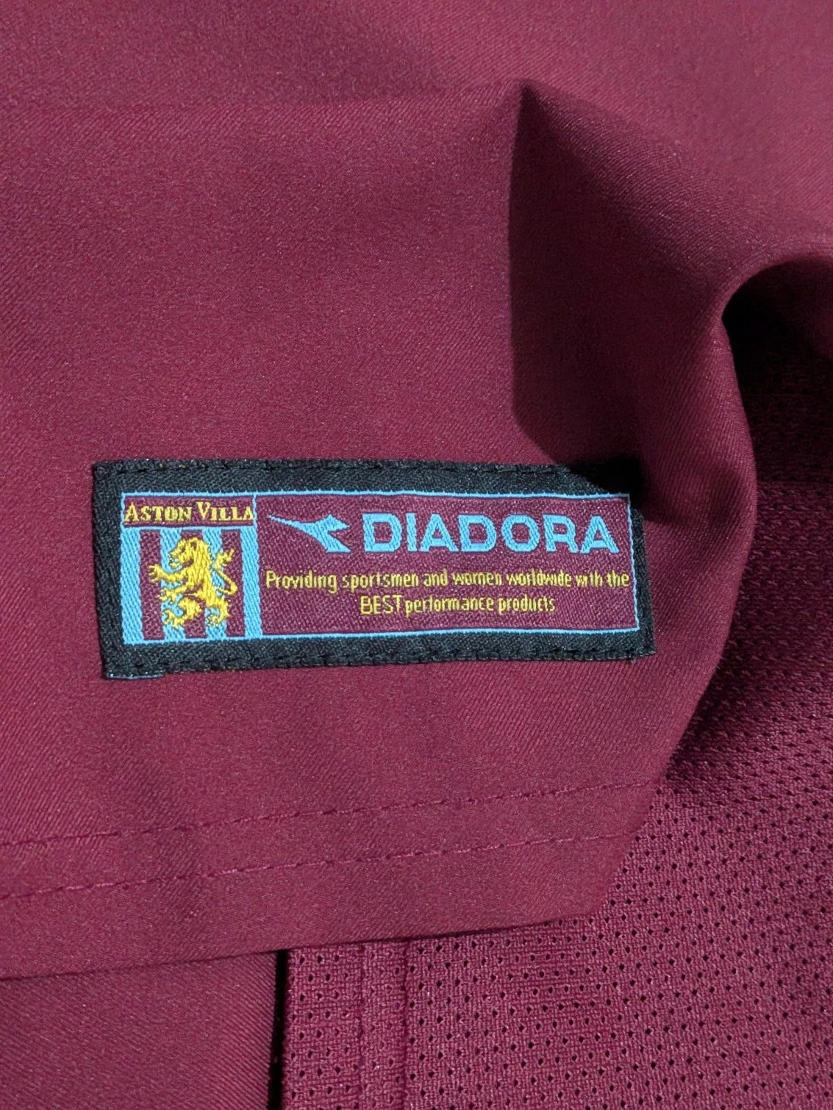 2003-04 Aston Villa Away Shirt - Dublin 9