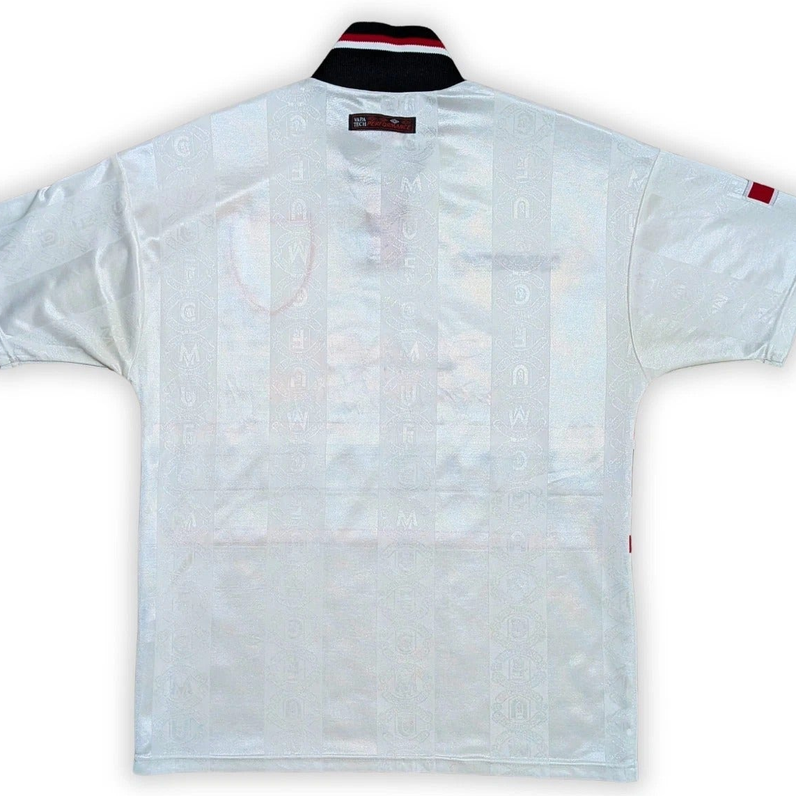 1997-99 Manchester United Away Shirt