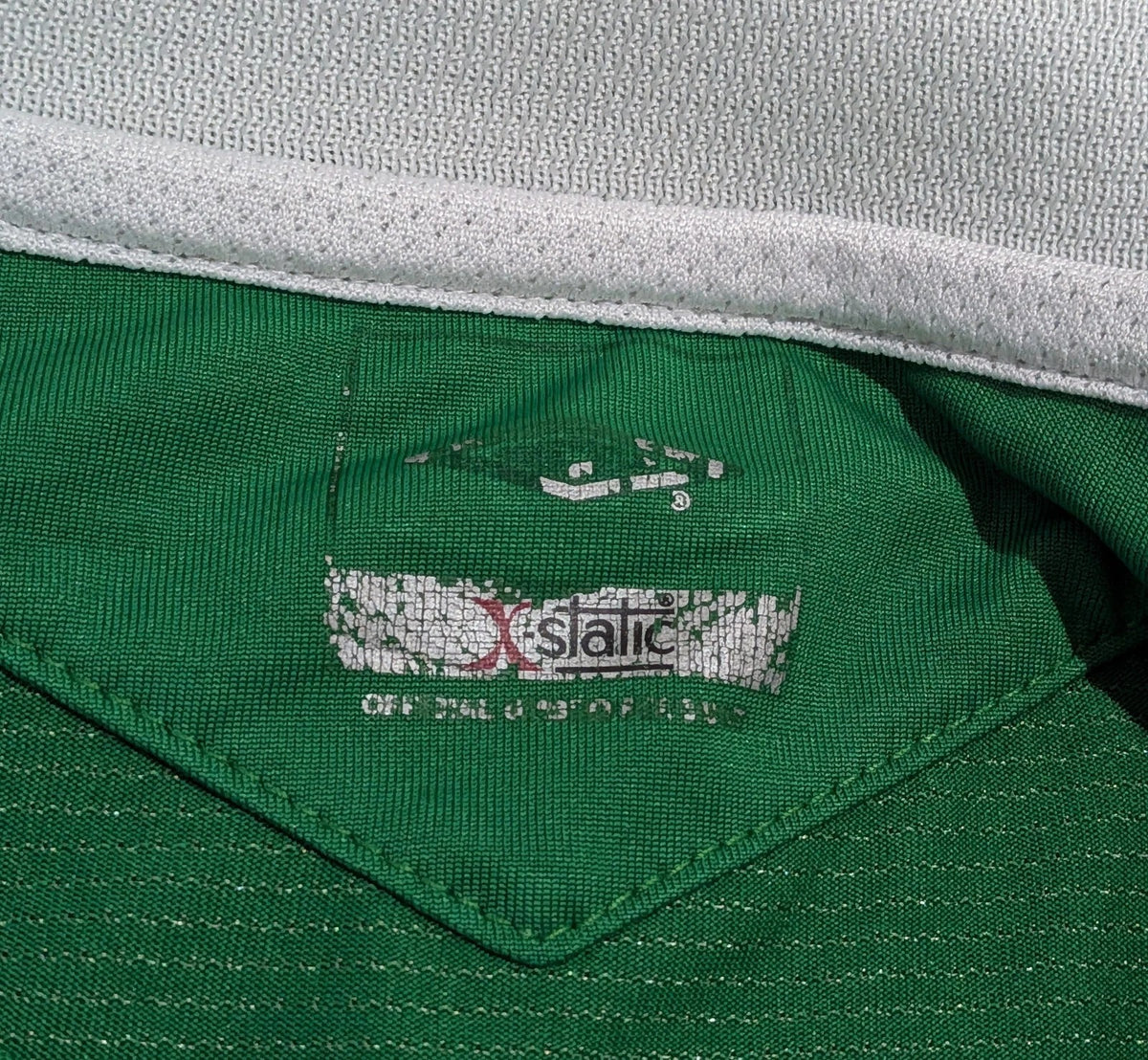 2004-06 Ireland Long Sleeve Home Shirt