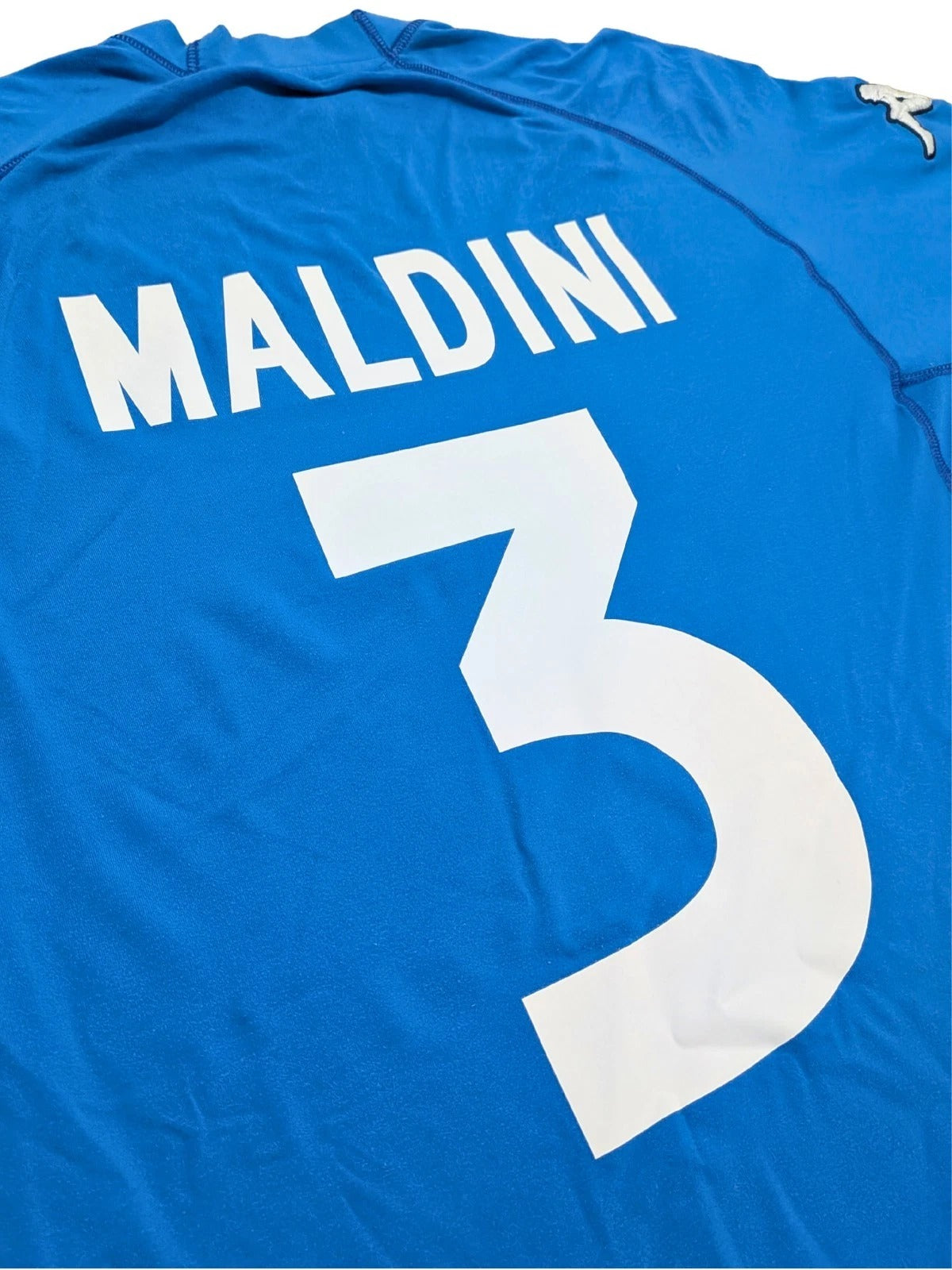 2000-02 Italy Home Shirt - Maldini 3