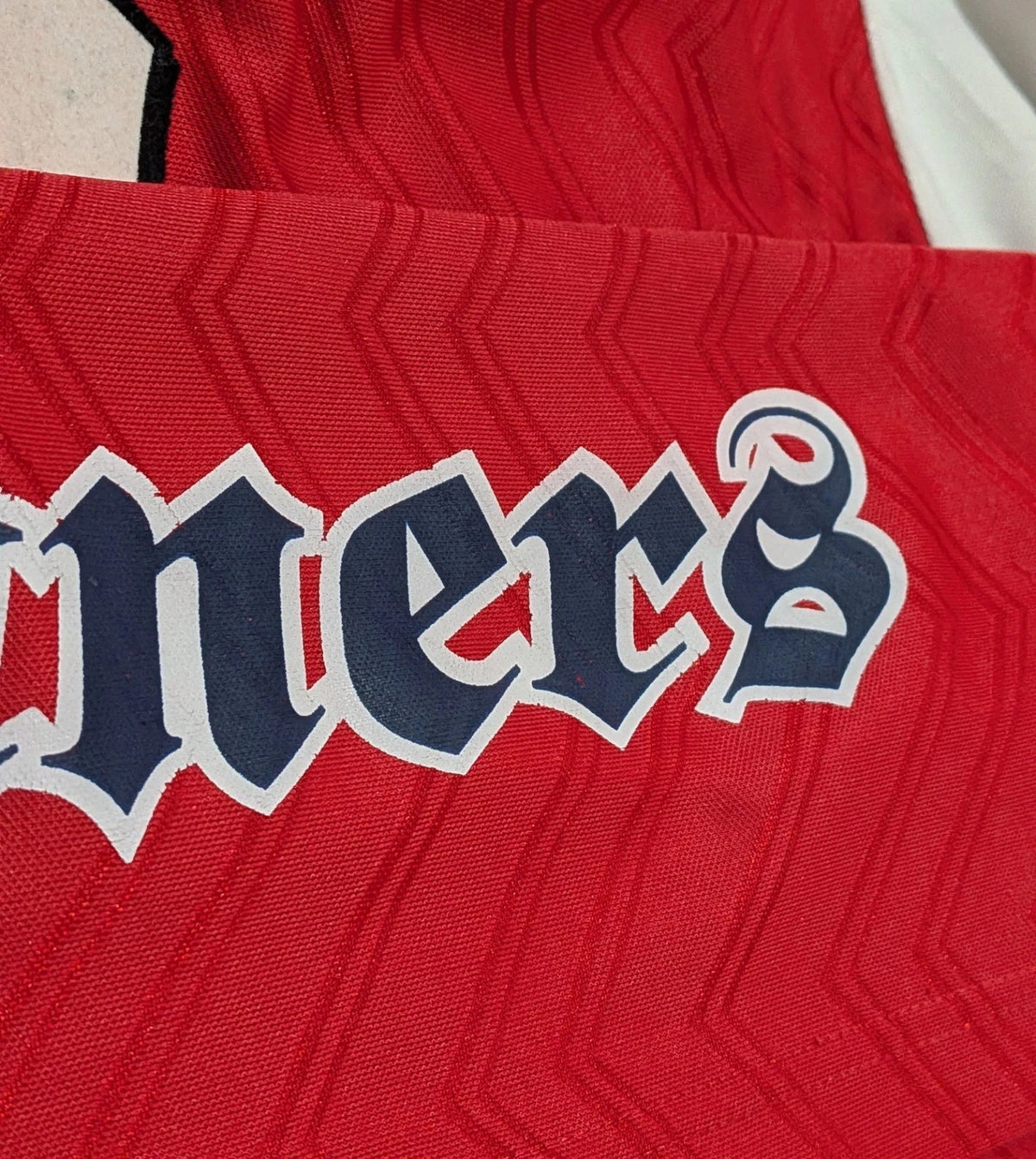1996-98 Arsenal Home Shirt - Adams 6