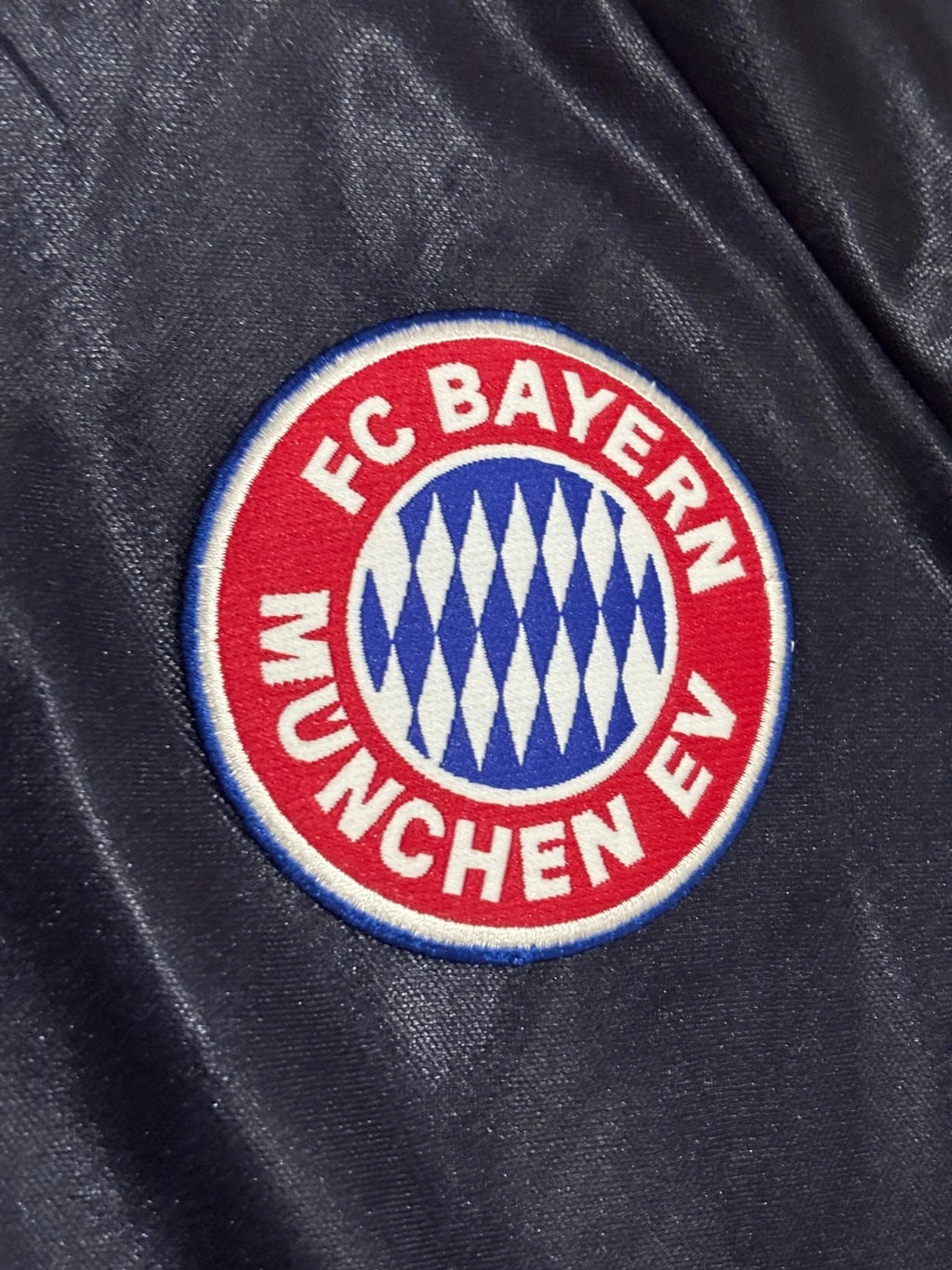 1996-98 Bayern Munich Home Shirt - Zickler 21