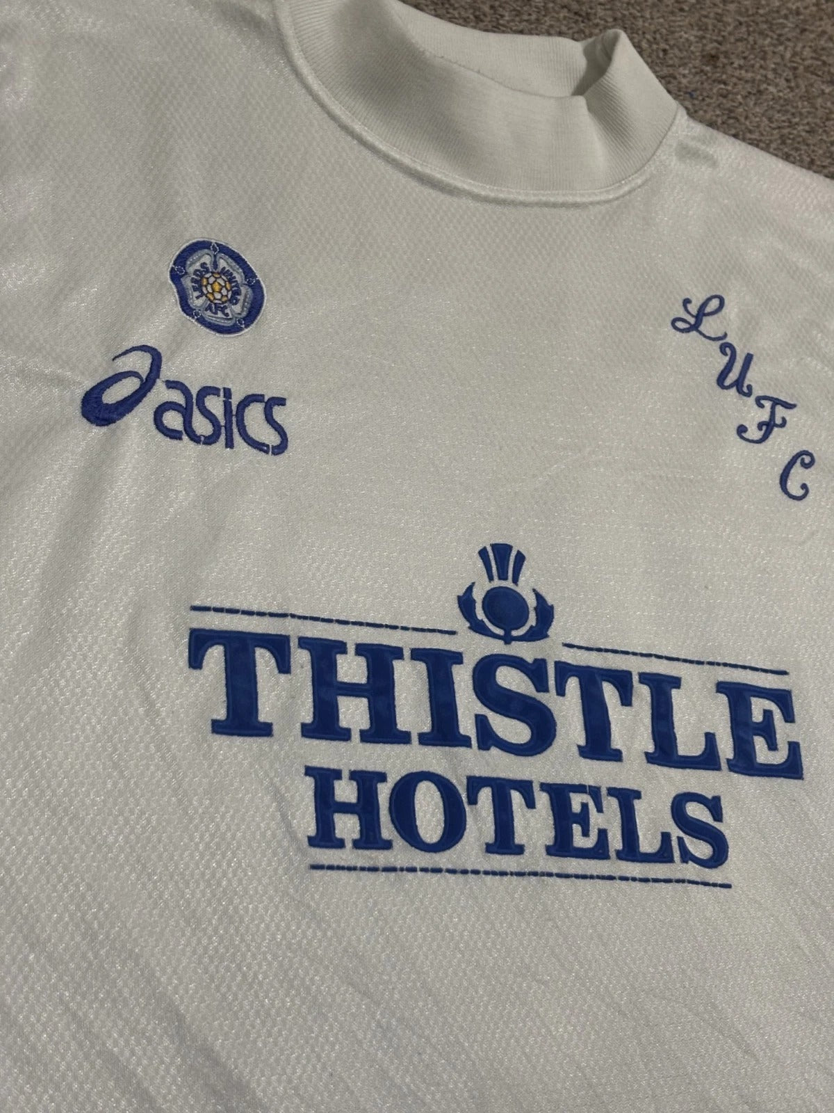 1995-96 Leeds United Home Shirt - Yeboah 21