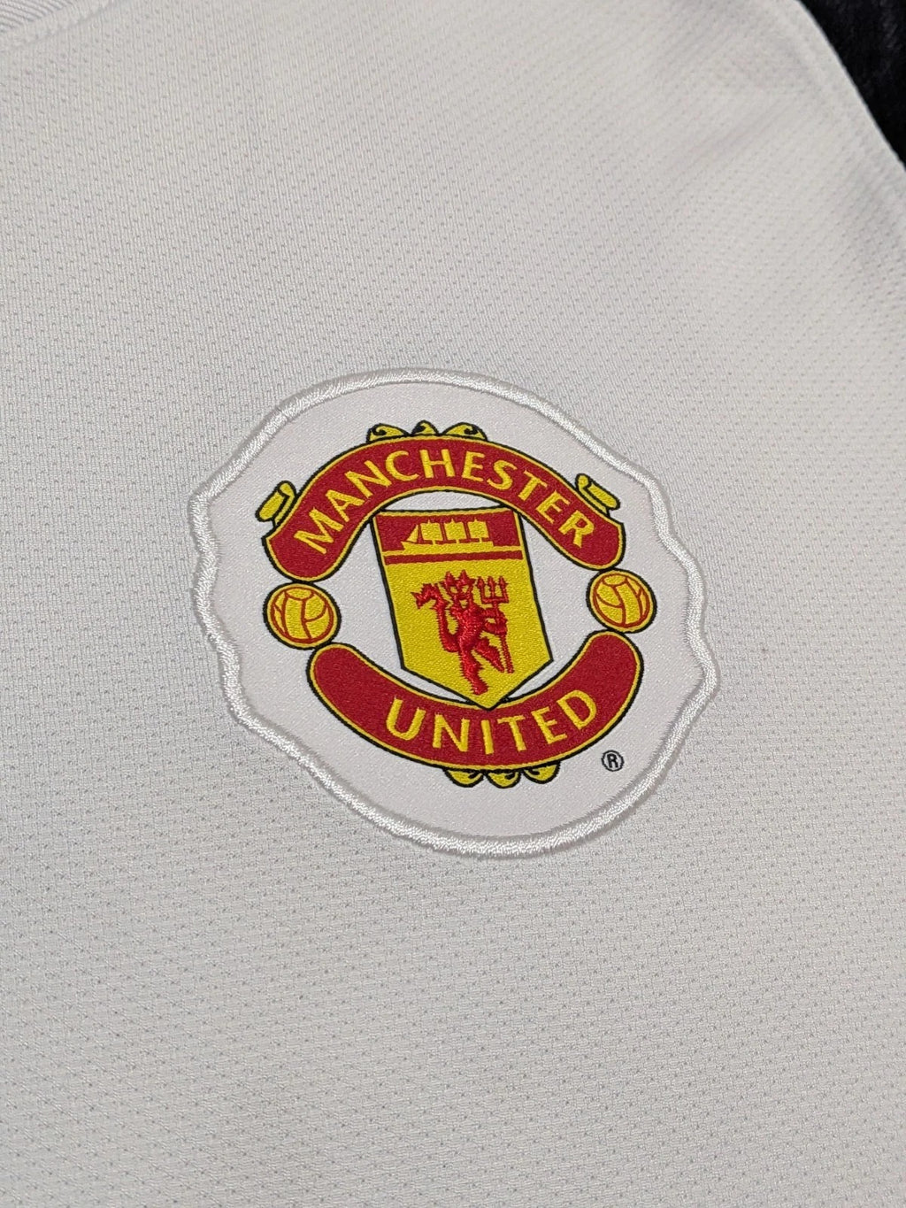2010-11 Manchester United Away Shirt