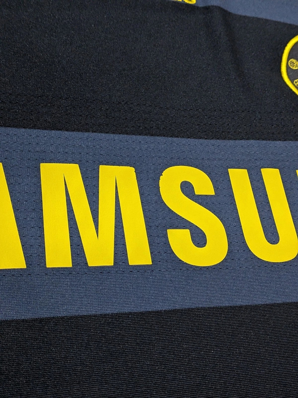 2009-10 Chelsea Away Shirt - Drogba 11