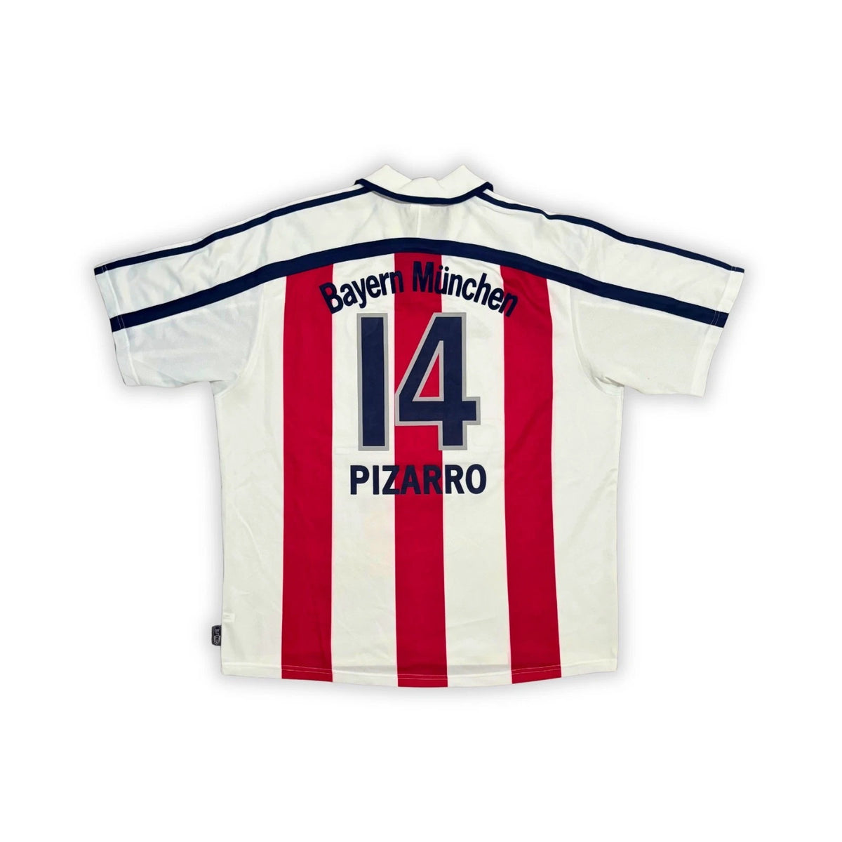 2000-02 Bayern Munich Away Shirt (Pizarro 14)