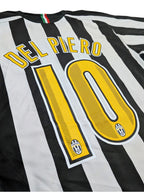 2005-06 Juventus Home Shirt - Del Piero 10