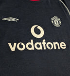 2000-01 Manchester United Third Shirt - Keane 16