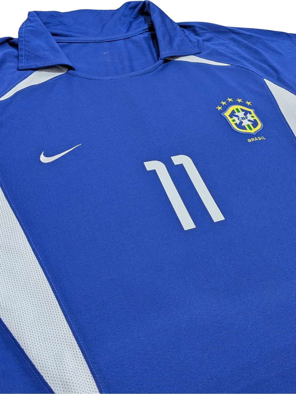 2002-04 Brazil Away Shirt - Ronaldinho 11