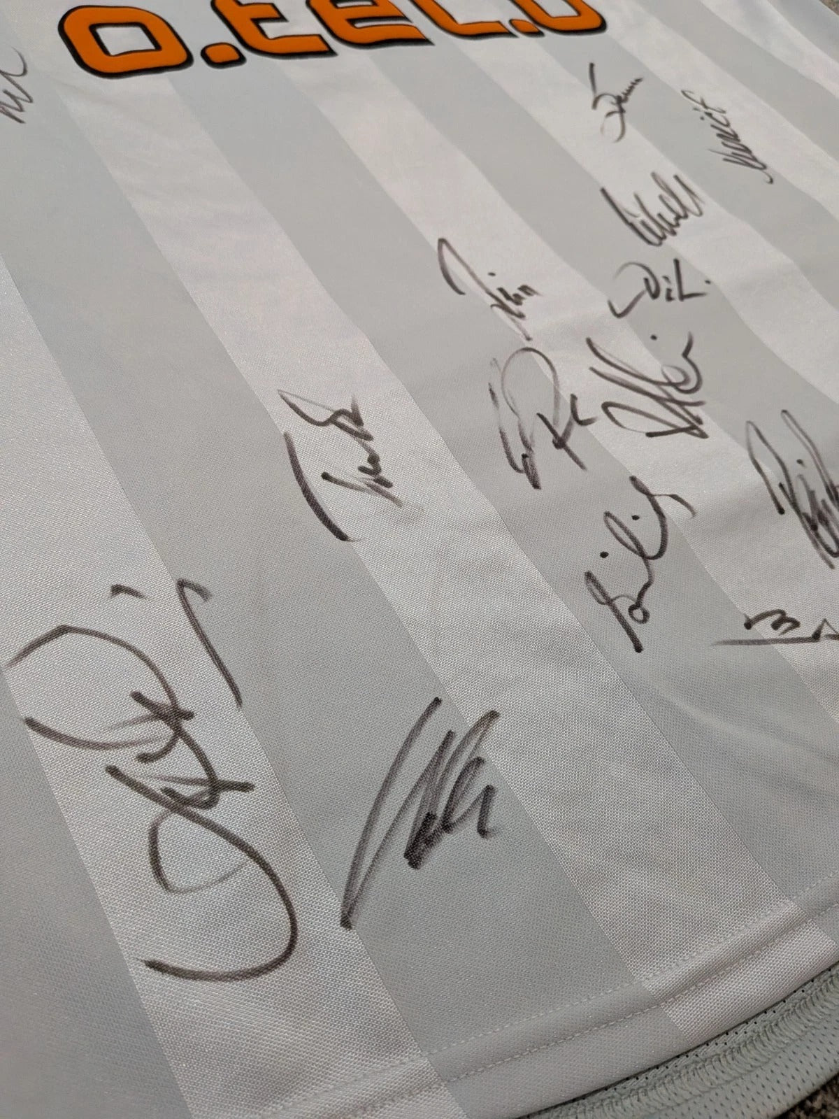2000-01 Hertha Berlin Multi Signed Away Shirt