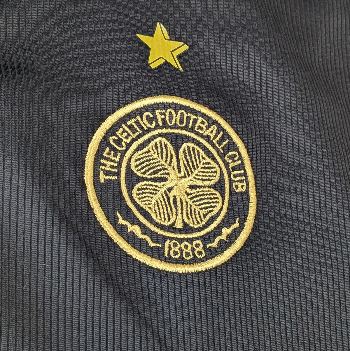 2003-04 Celtic Away Shirt - Larsson 7
