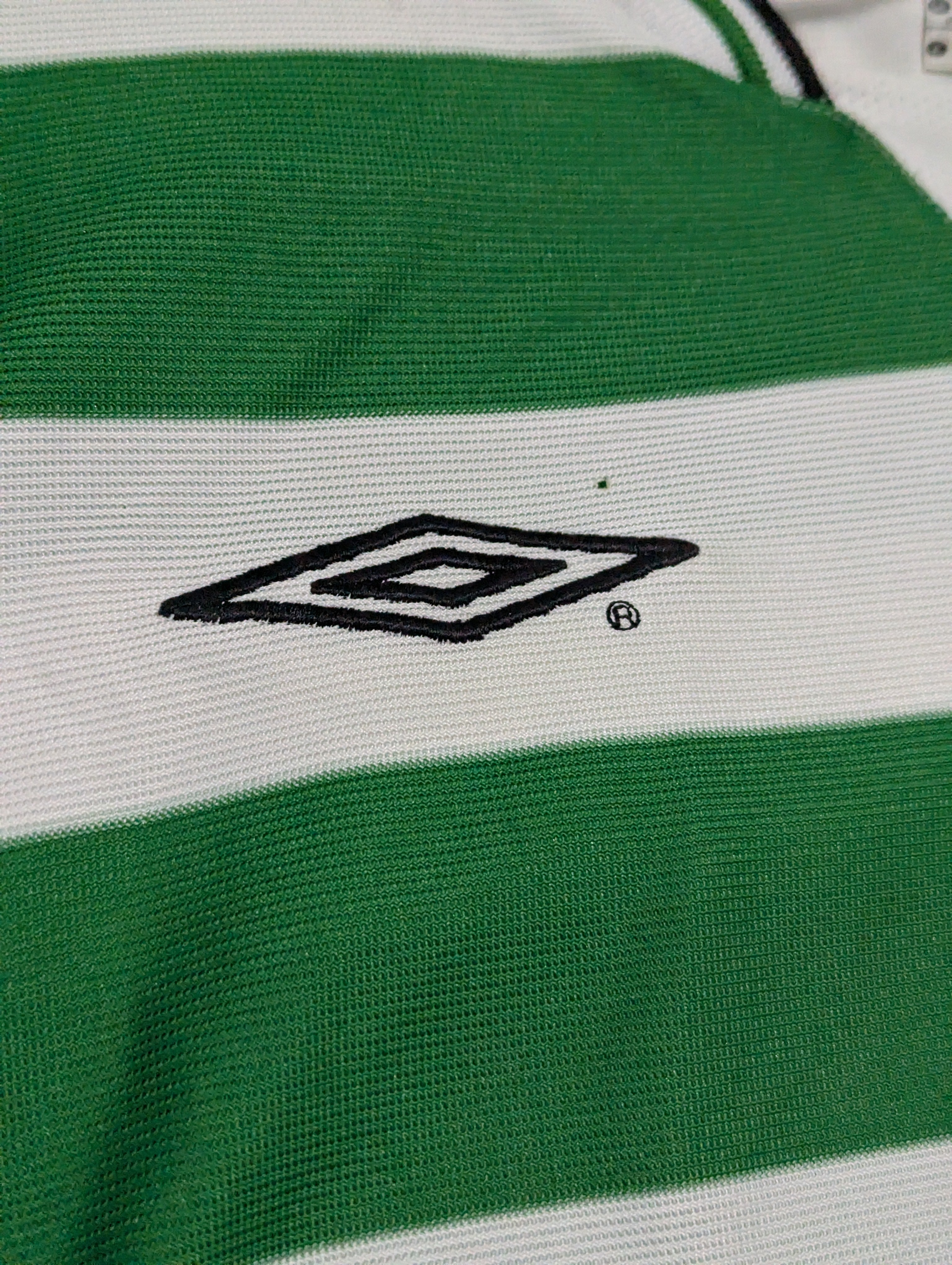 2001-03 Celtic Home Shirt - Larsson 7