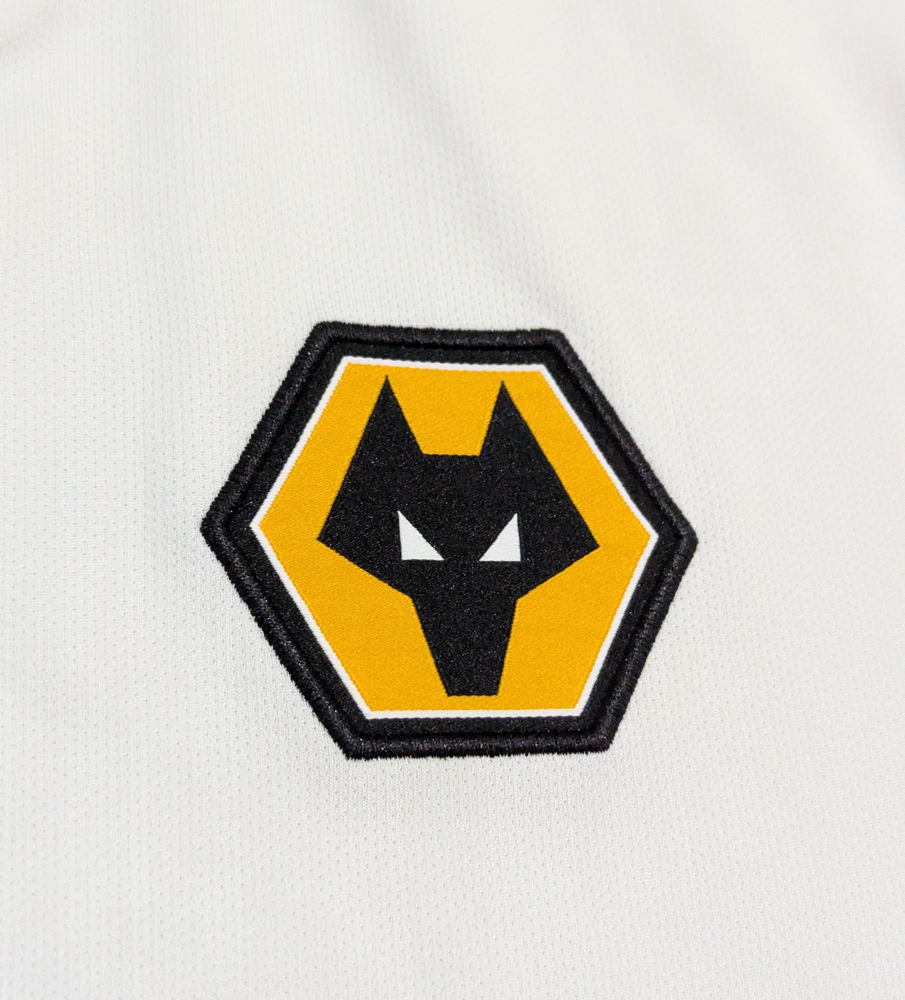2021-22 Wolves Third Shirt - Raúl 9