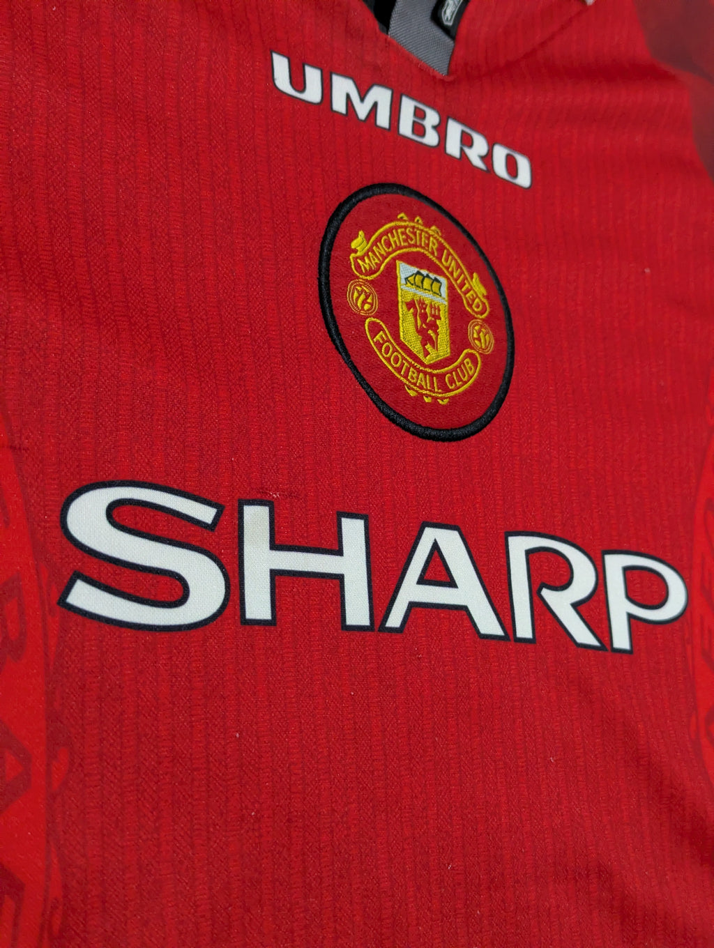1996-98 Manchester United L/S Home Shirt - Cantona 7