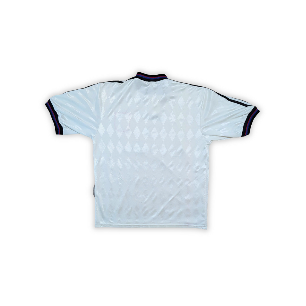 1996-98 Bayern Munich Away Shirt