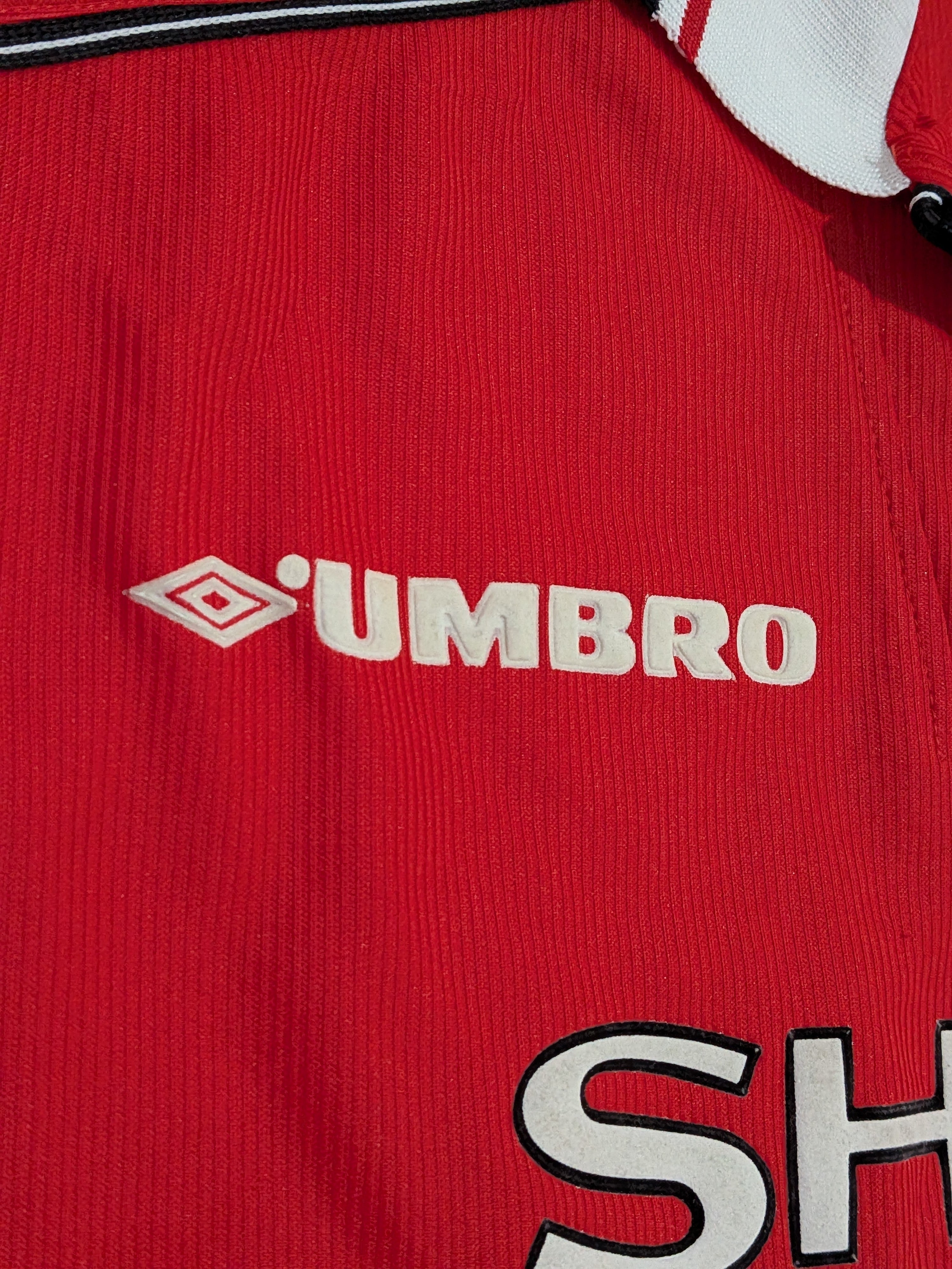 1998-00 Manchester United Home Shirt - Yorke 19
