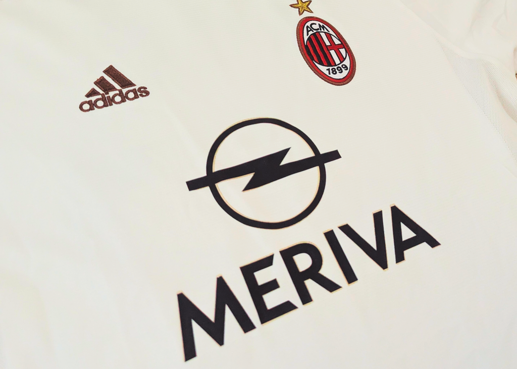 2003-04 AC Milan Away Shirt - Kaka 22