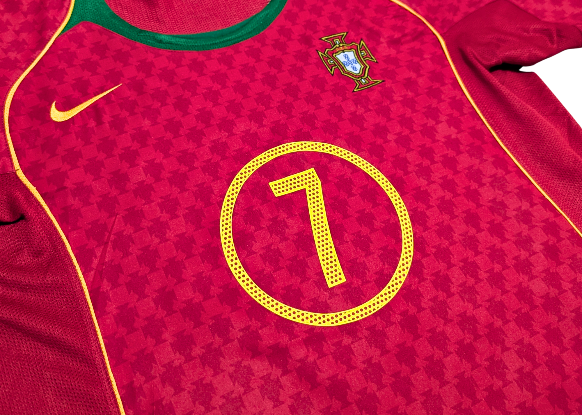 2004-06 Portugal Home Shirt - Figo 7