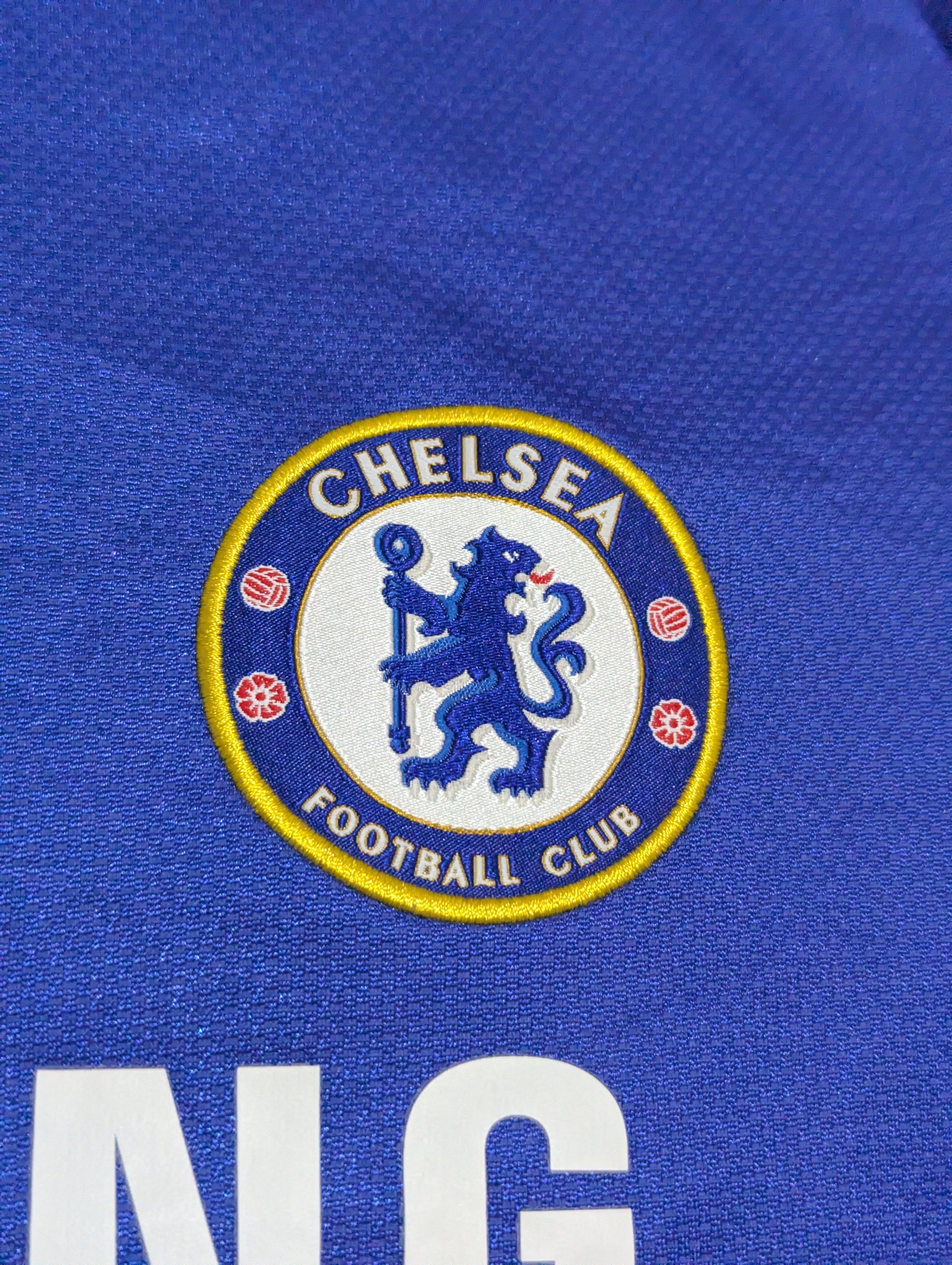 2008-09 Chelsea Home Signed Shirt - Terry 26