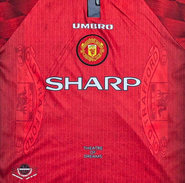 1996-98 Manchester United Home Shirt - Cantona 7