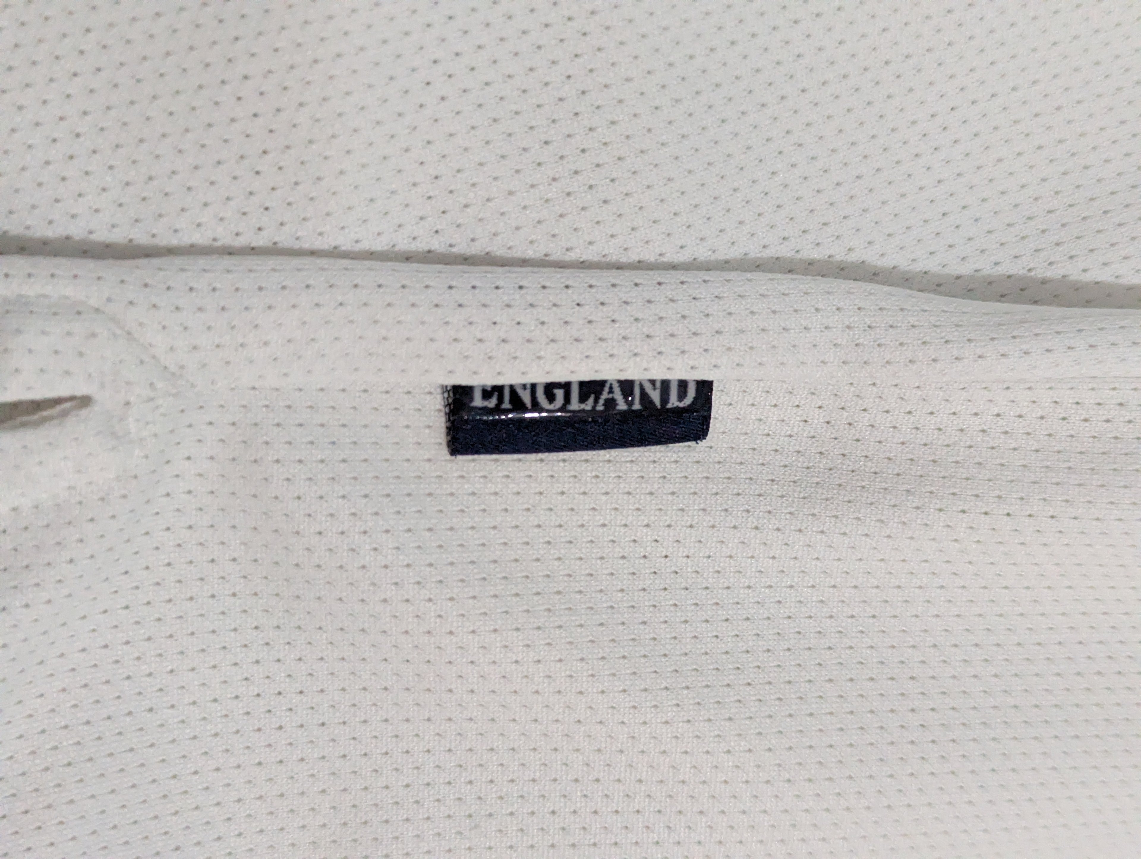 2004-06 England Umbro Button Up Shirt
