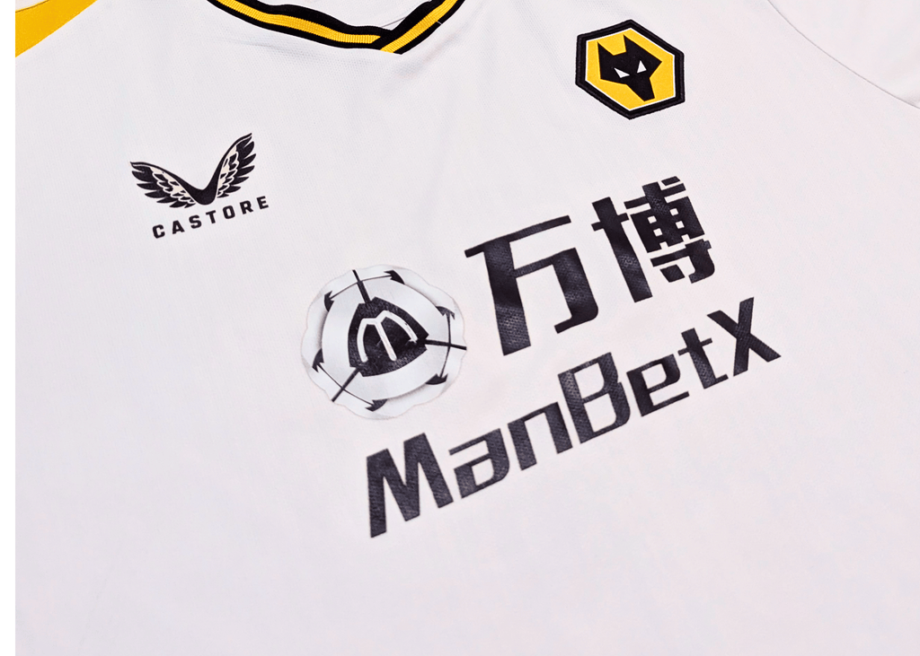 2021-22 Wolves Third Shirt - Raúl 9